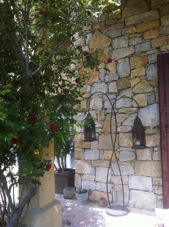 Villa Mas au Coeur de la Provence Saint-Cannat Habitación foto