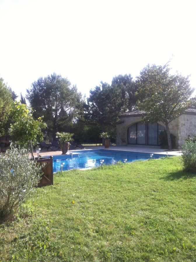 Villa Mas au Coeur de la Provence Saint-Cannat Habitación foto